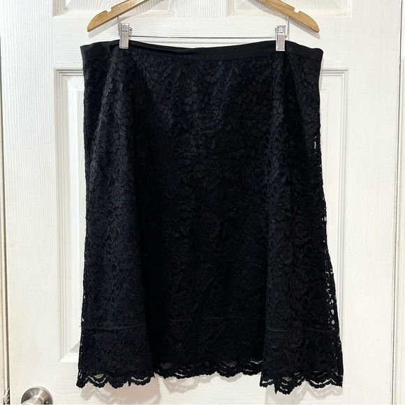 Old Navy Dresses & Skirts - Old Navy Lace Skirt A-Line Black Fully Lined Plus Size 18 Holiday Party